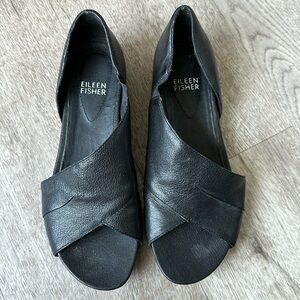Eileen Fisher Dove Open Toe Flats Black 6 1/2